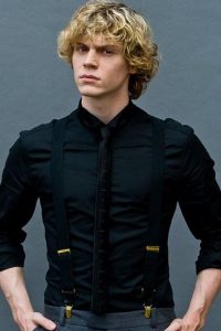 Evan Peters